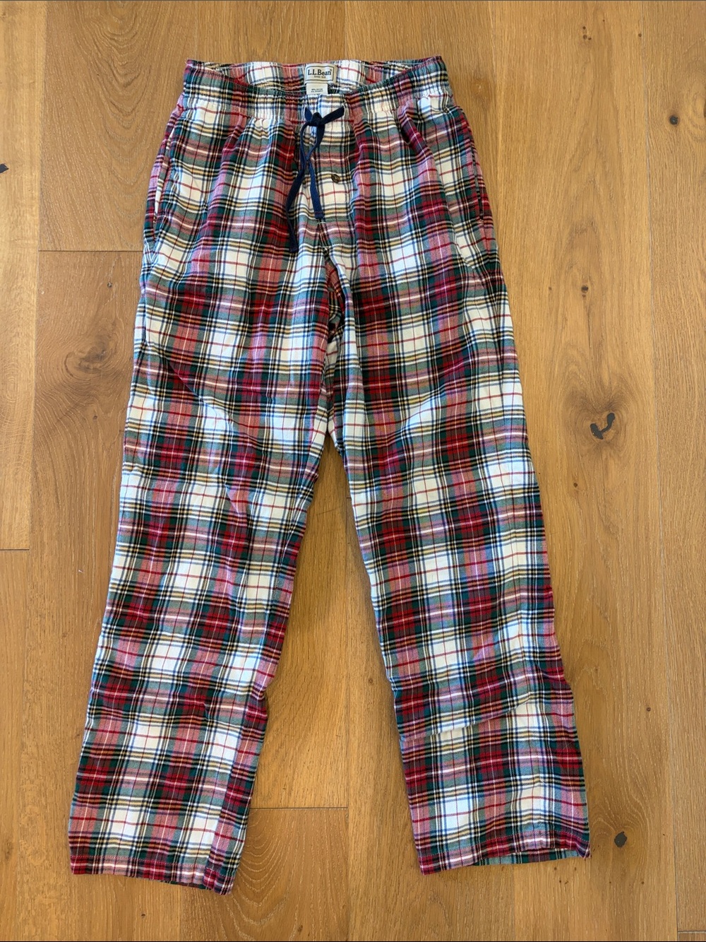 L.L. Bean Red White and Green Plaid Stretch Flannel Sleep Pants